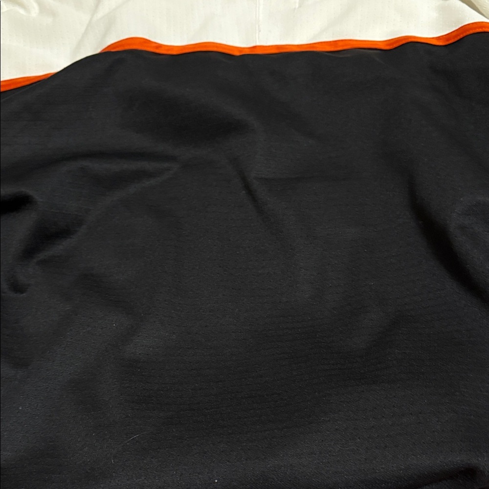 Black and Orange Sports Jersey Philadelphia Flyers - Picture 5 of 5